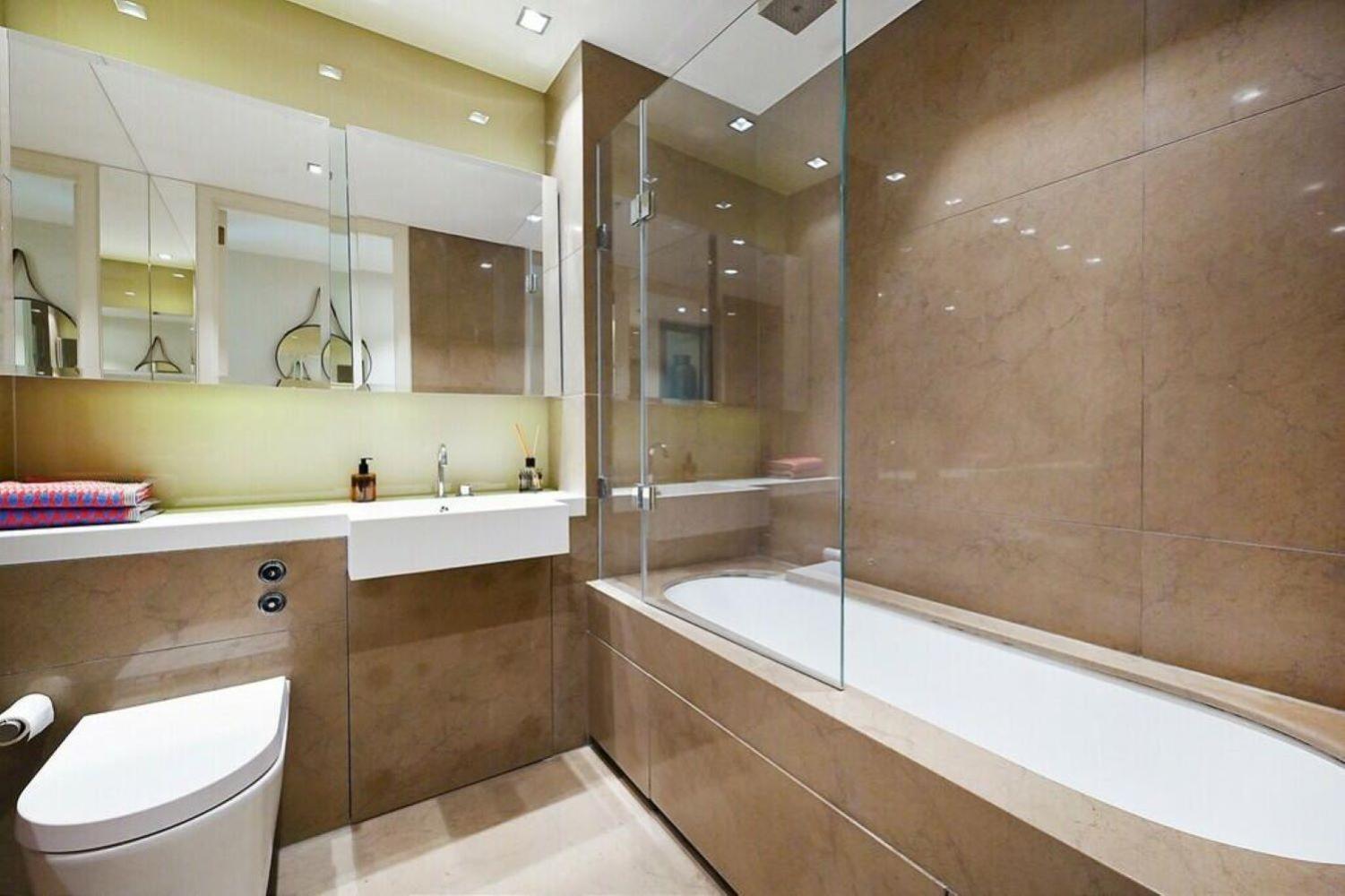 4 Million Pound Mayfair Parklane Large Luxury Sleeps 6 120sqm Appartamento *